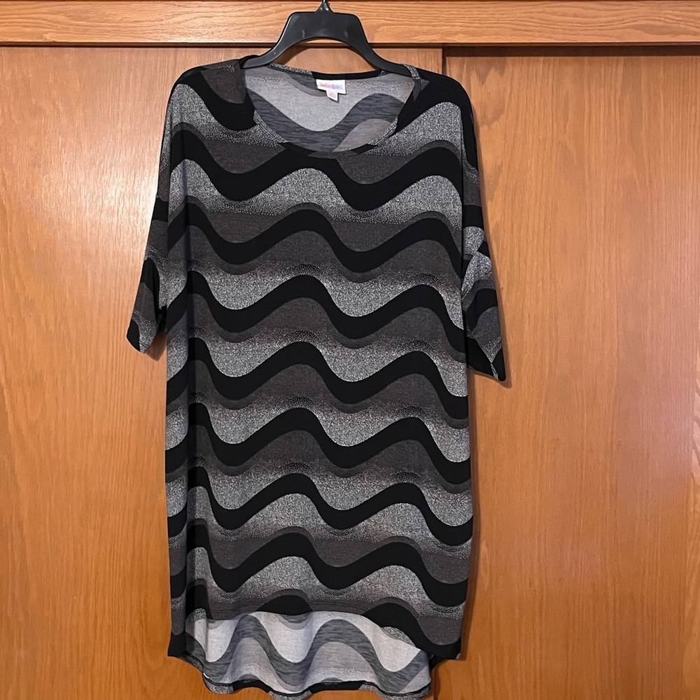 LuLaRoe Irma Size Medium